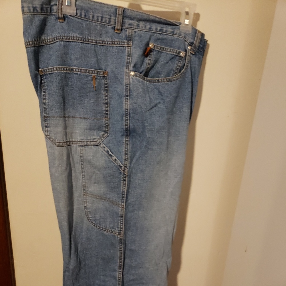 Jeans - Picture 2 of 3